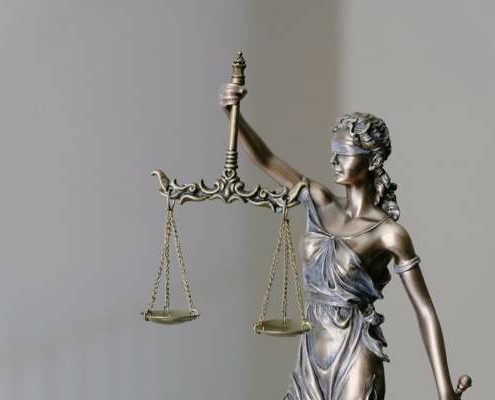 Miscarriage of justice: Large organisations and private prosecutions